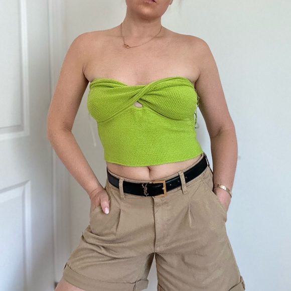 Strapless Twist Front Bandeau Top - Picture 4 of 9